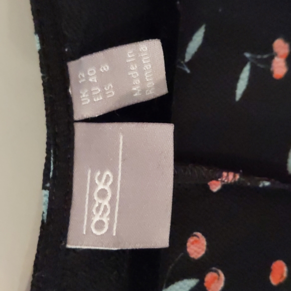 ASOS cherry short sleeve dress - Picture 2 of 4